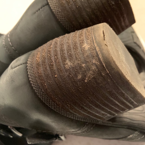 Cobb Hill Anisa 3 Buckle Black Leather Boots Mid Calf Height Size 7.5 🍁 - Picture 14 of 15